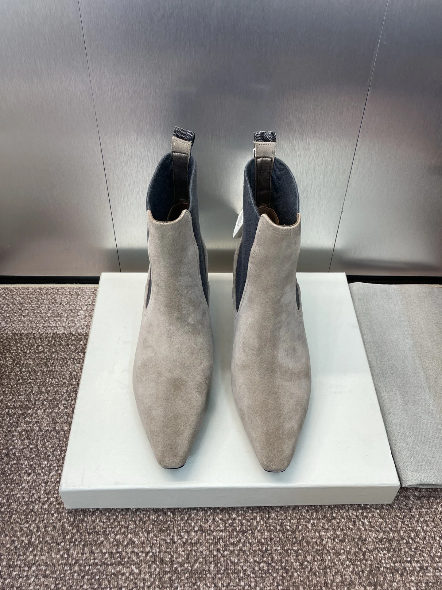 أحذية نسائية قصيرة مرنة جديدة لخريف وشتاء 2025 بكعب منخفض ونقطة حادة وبسيطة ورائعة ومتعددة الاستخدامات #1