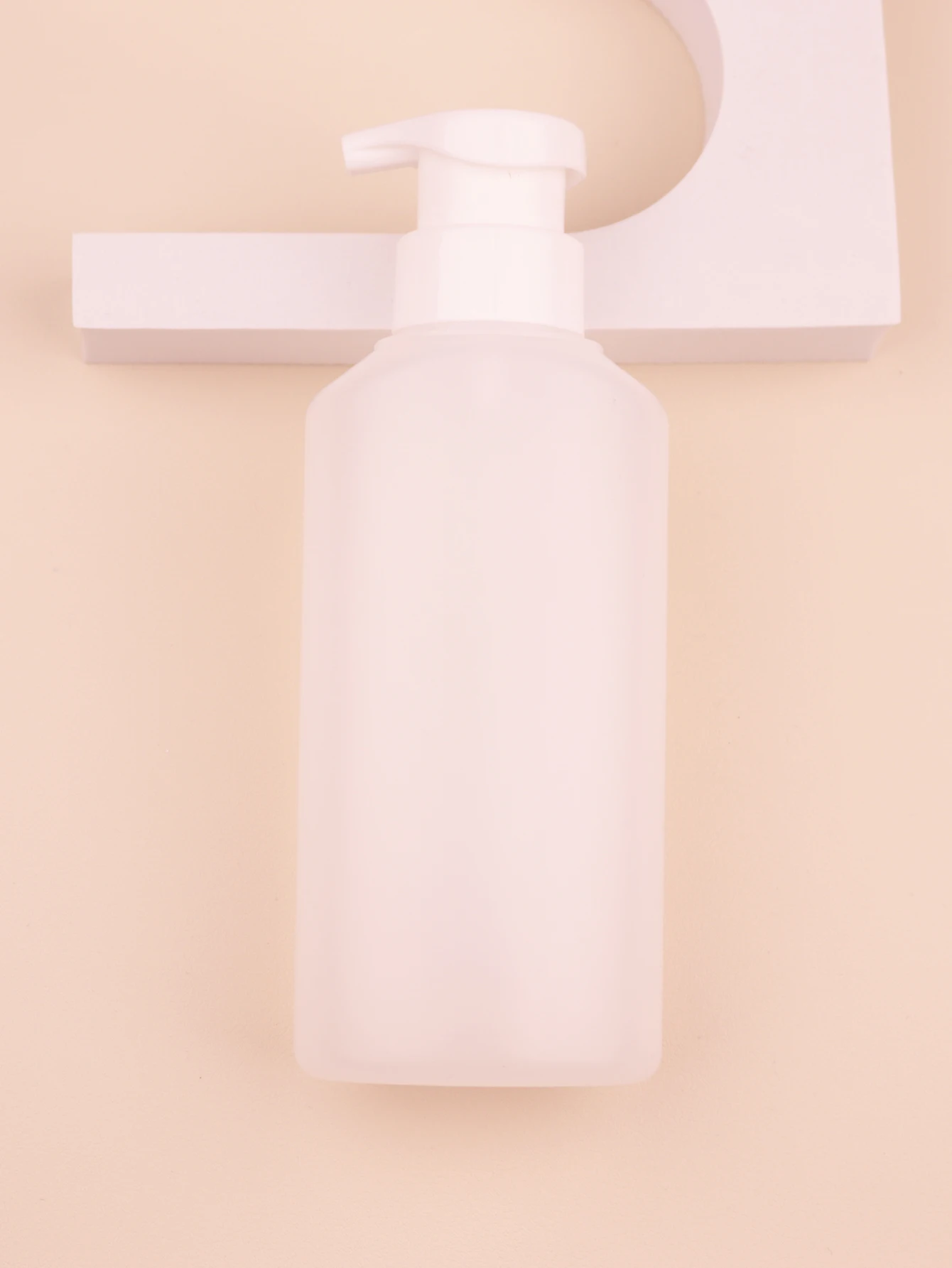 

large capacity plastic refillable distributor pump bottle hair care product foam liquid canned bottle Special for real hair wigs