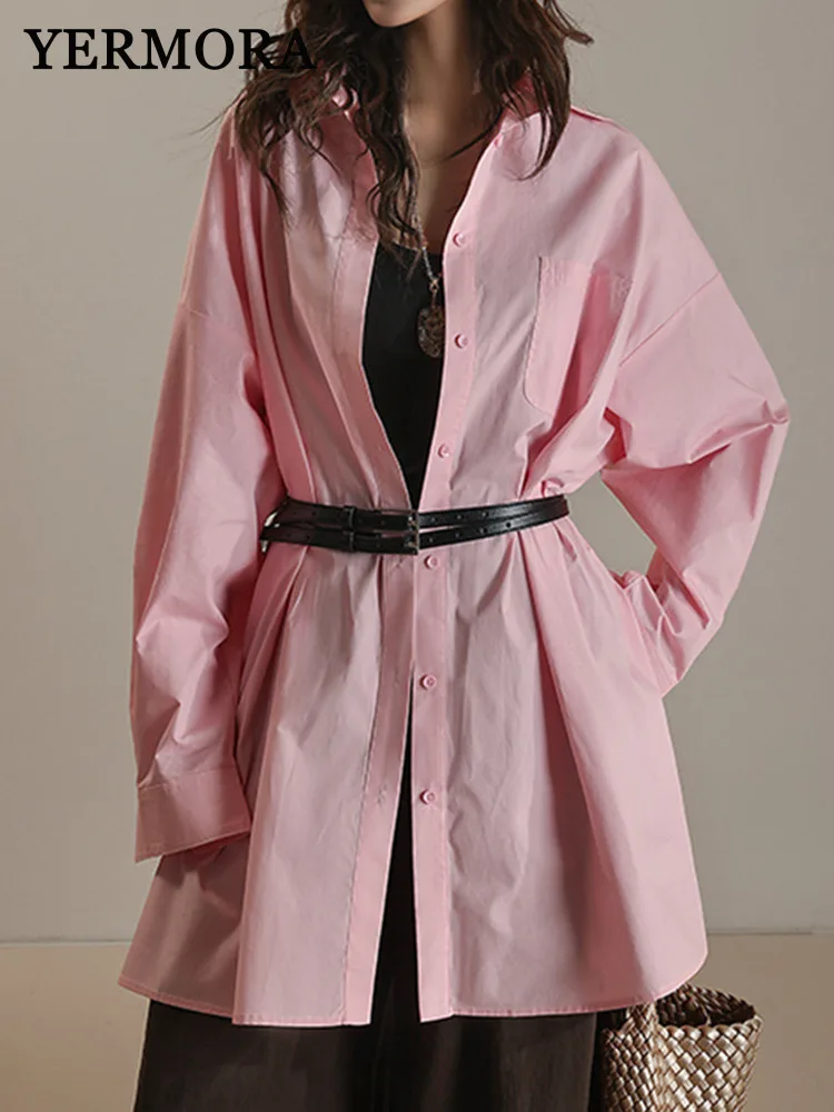 

YERMORA розового цвета с поясом, большой размер, повседневная блузка для женщин, свободная новая рубашка с длинными рукавами и лацканами, модная весна-осень 2025