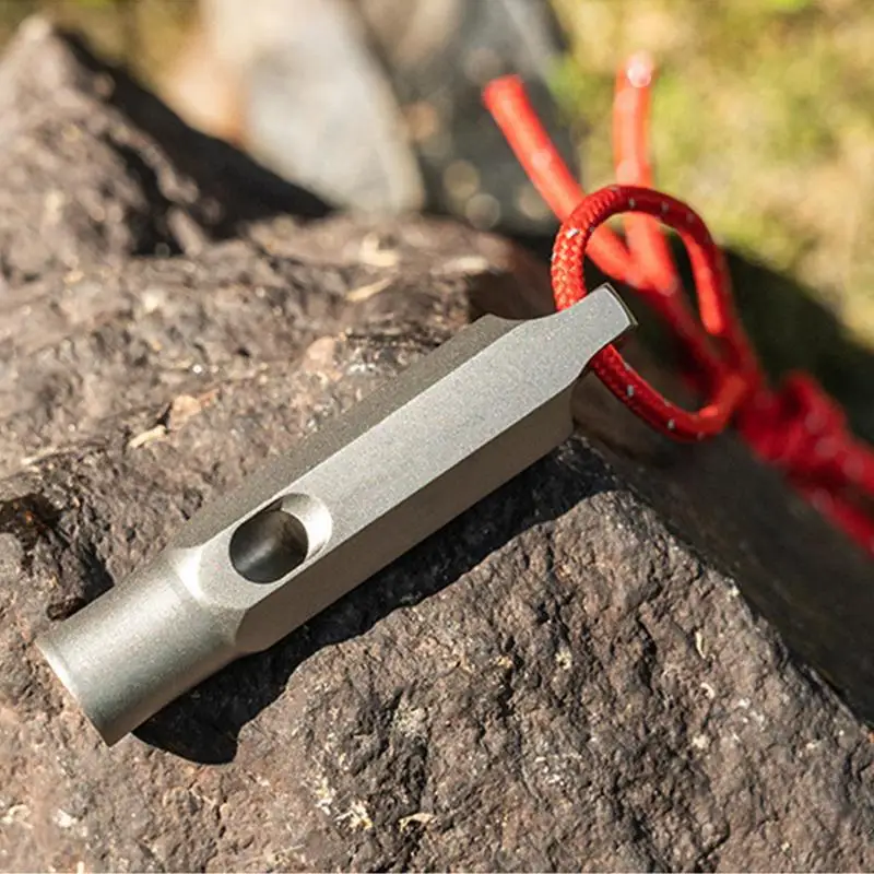 Emergency Rescue Whistle, Alto Titanium Safety Whistle com colhedor, Camping e caminhadas