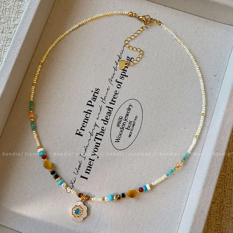 مينار البوهيمي الملونة الحجر الطبيعي فريتيلاريا ميوكي تريند عباد الشمس مطرز قلادة القلائد للنساء سيدة ستراند المختنقون