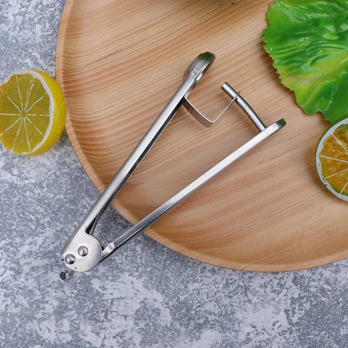 

Cherry Pitter Red Date Corer Stainless Steel 15x1.8x2.5cm Removal Fruit Tool for Baking Cakes Pies Safe