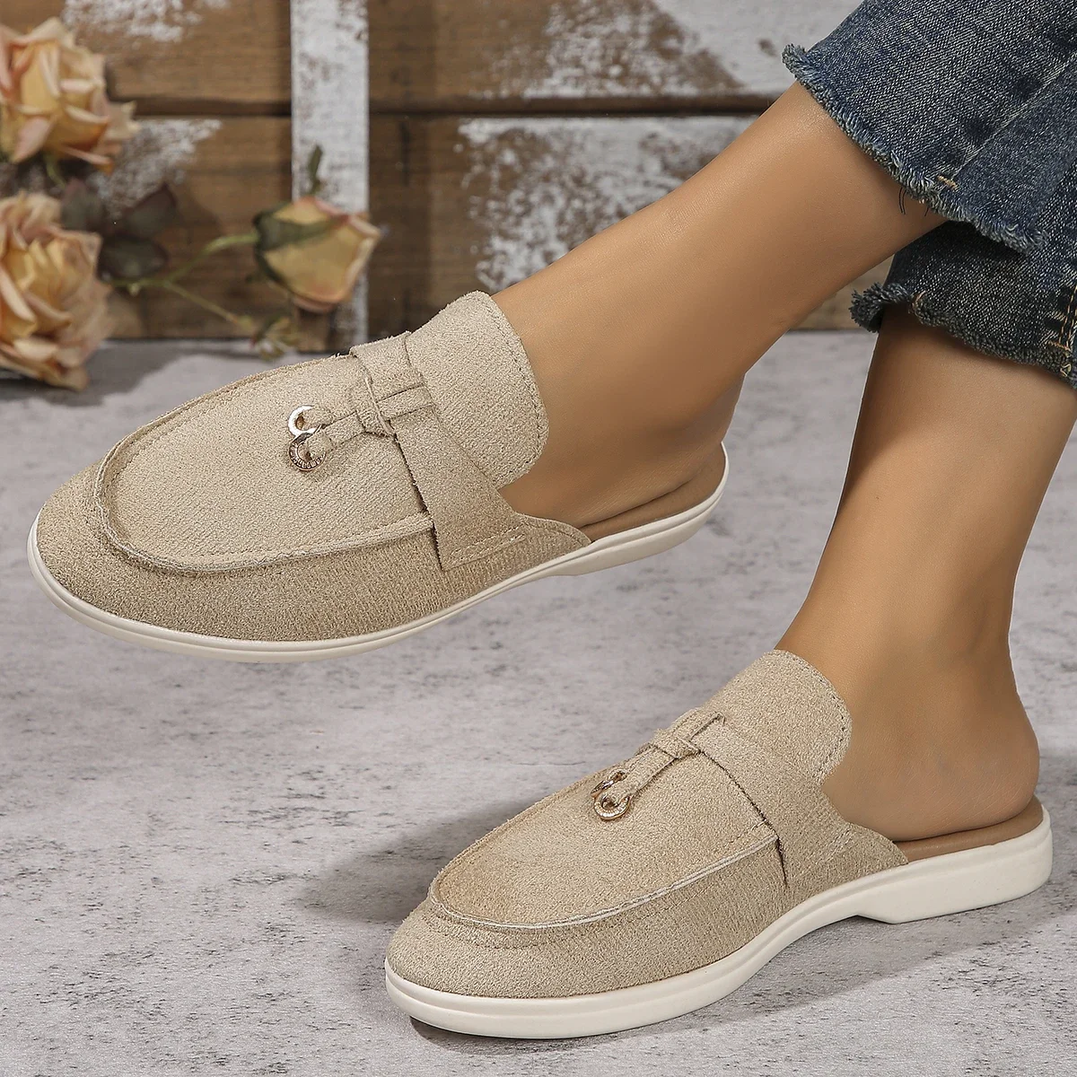 New Casual Flat Bottom Mules Lock Tassel Loafers Fashion Women Single Shoes Brand Metal Buckle Slipper Comfortable Slip on Shoes