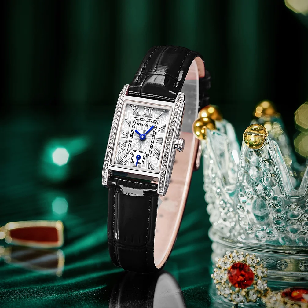 ساعة مربعة صغيرة ريترو كاجوال موضة أدبية بمقياس روماني عرض كوارتز ساعة نسائية