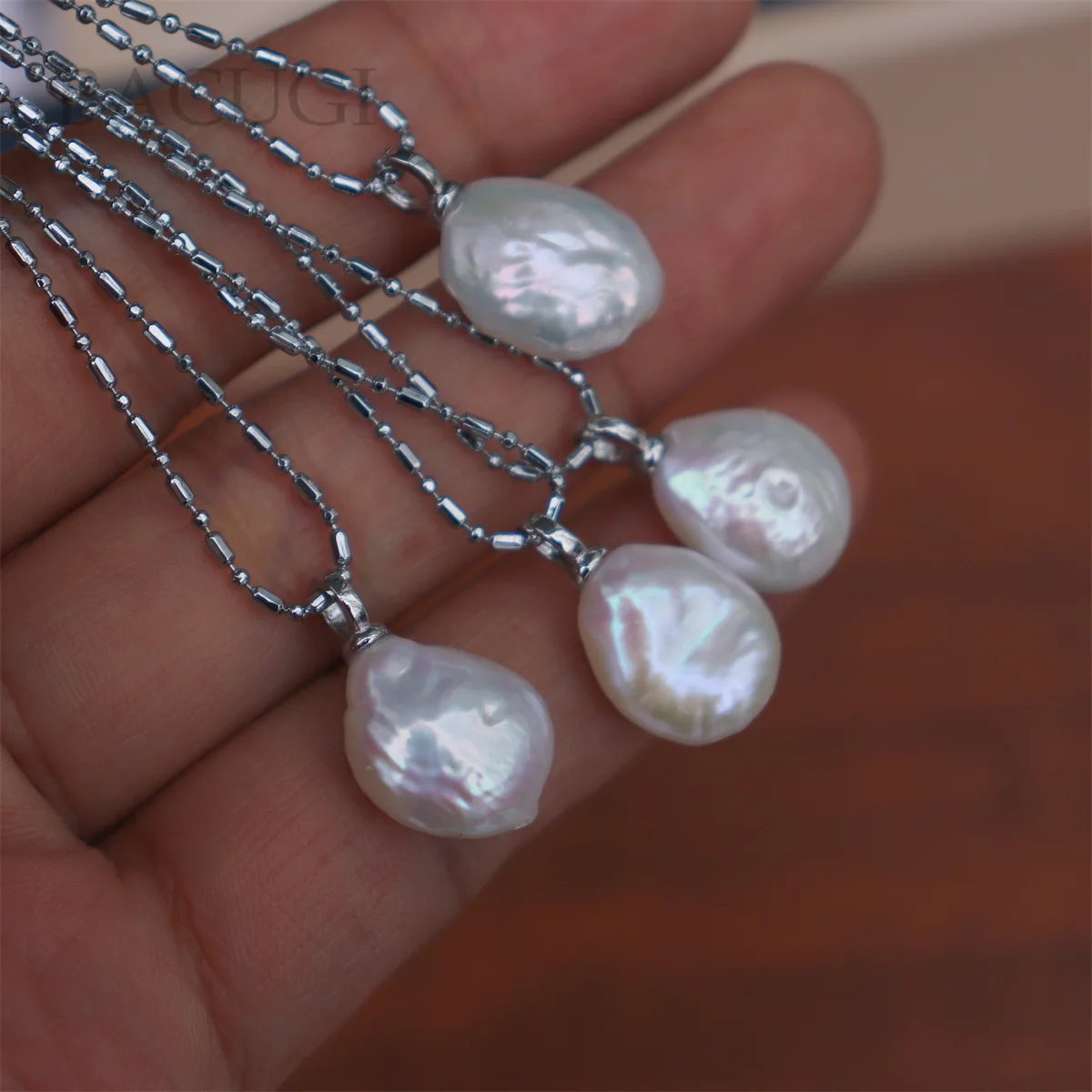 

18KGF Nature Freshwater Pearl Necklace