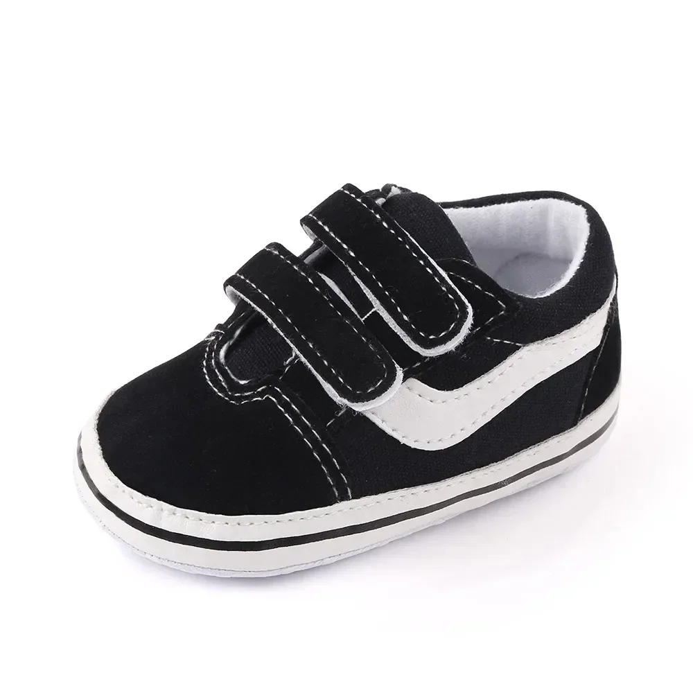 Chaussures classiques noires pour bébés garçons, chaussures de sol antidérapantes, chaussures de marche pour tout-petits, baskets décontractées en toile à semelle souple, taille 0-18M