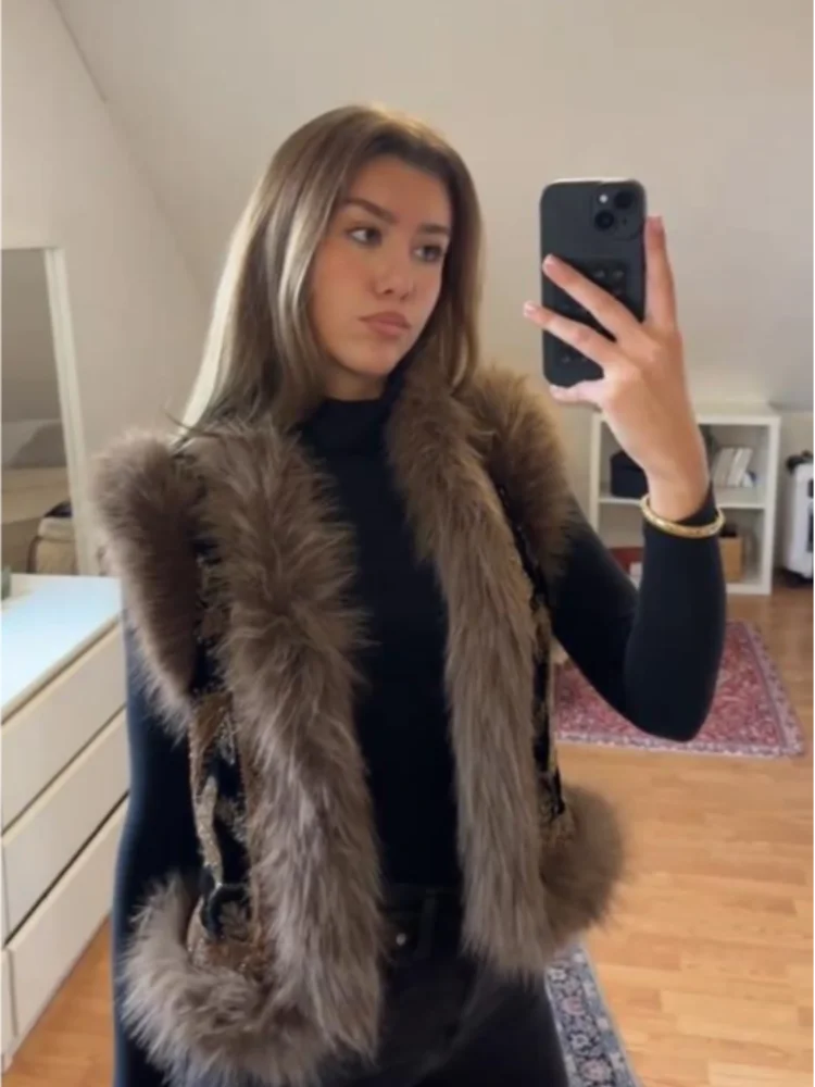 Embroidery Fur Patchwork Women's Vest Elegant Sleeveless Open Stitch Short Jacket 2026 Spring Vintage Lady Daily New Outerwear