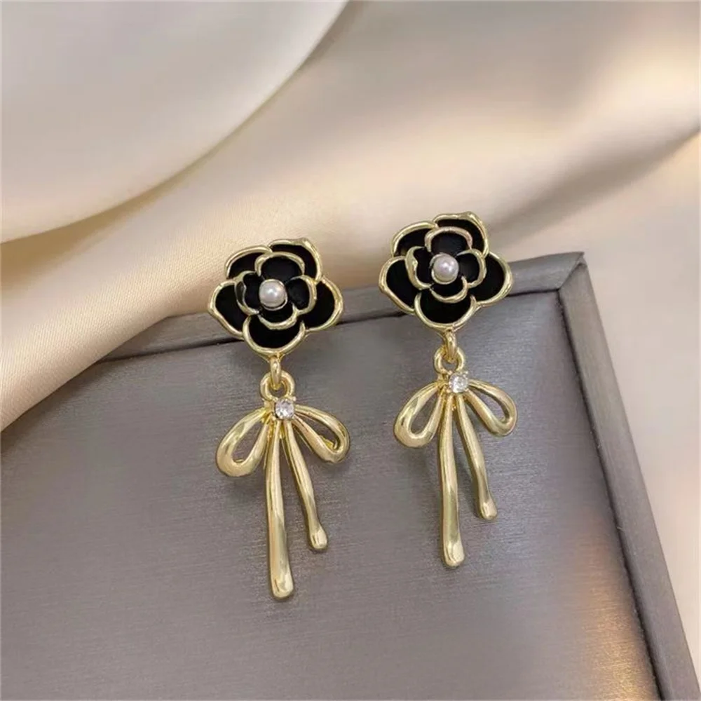 Elegant Black Camellia Flower Big Pearl Pendant Earrings For Women Shiny Crystal Bow Zircon Stud Earrings Trendy Daily Jewelry