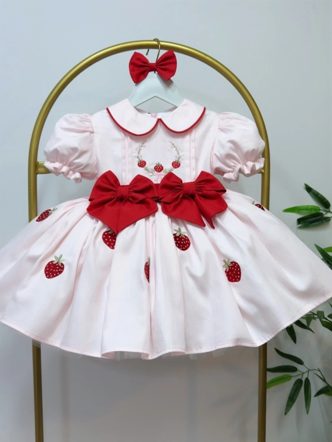 Summer girl Sweet Strawberry Red Bow Pink Puffy Dress for Casual Party Birthday Wedding Photography B638