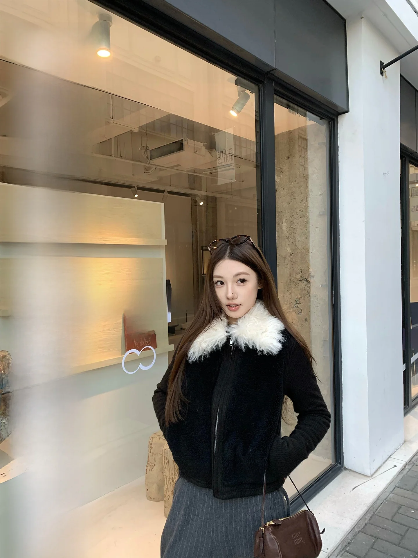 

Chestnut Cocoa Birmingham Winter Flip Collar Furry Detachable down Inner One Coat Multi Wear Casual Loose Fit Women's Jacket