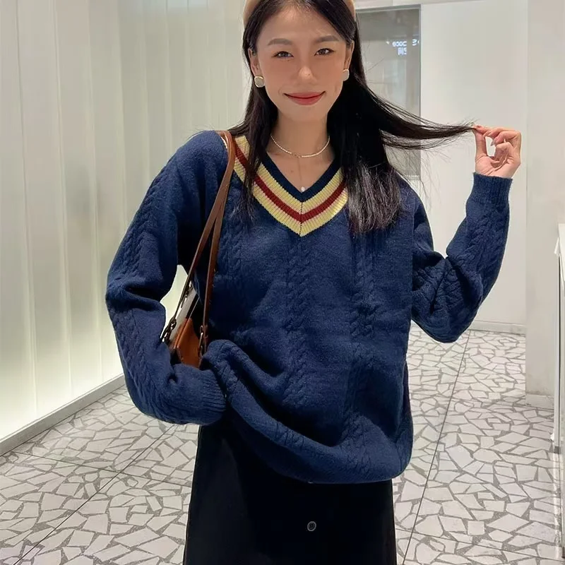 Sunine Home خريف شتاء جديد Sle Thiened فضفاض محبوك سترة اللون Blo تويست كلية Sle المرأة Faionable