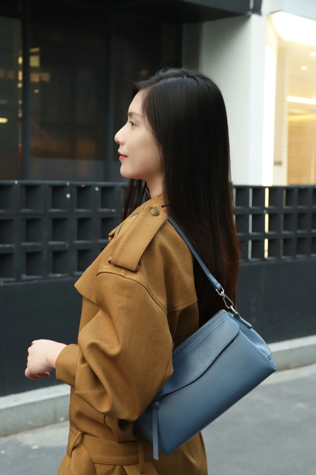 2026 Women's Genuine Leather Shoulder Bag Top Layer Cowhide Crossbody Bag Multi - pocket Underarm Purse Daily Versatile Handbag