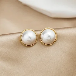 Big Round Stud Earrings for Women Korean Simple Button Imitation Pearl Brincos Temperament Jewelry Christmas Gift