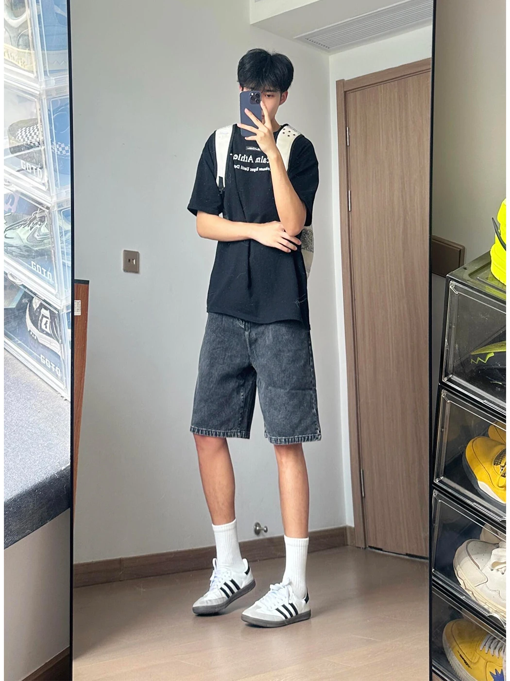 Retro American Grey Black Denim Shorts Men Summer Washed Five-Point Thin Jeans CleanFit Casual Straight Leg Loose Fit Shorts
