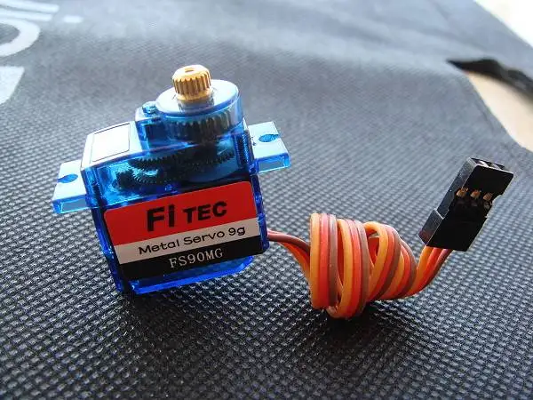 เซอร์โว SG90 Feetech FS90MG 9g สำหรับรถยนต์ รถบรรทุก ของเล่นเด็กสนุกๆ ของขวัญวันเกิด