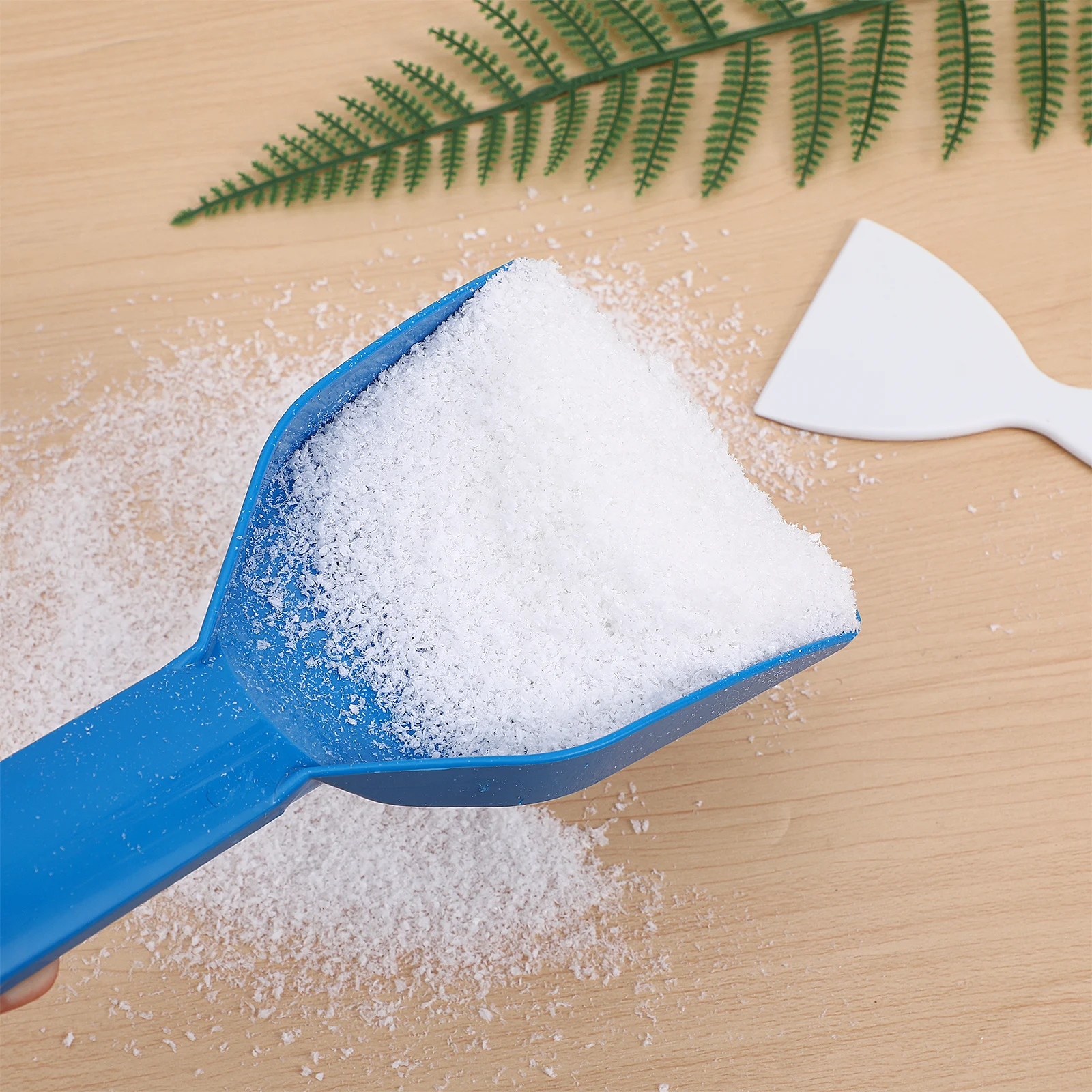 

2 Pcs Snow Blower Cleaning Tools Ice Scoop Shovel Scraper Freezer Scoops Defroster Shovels Pp