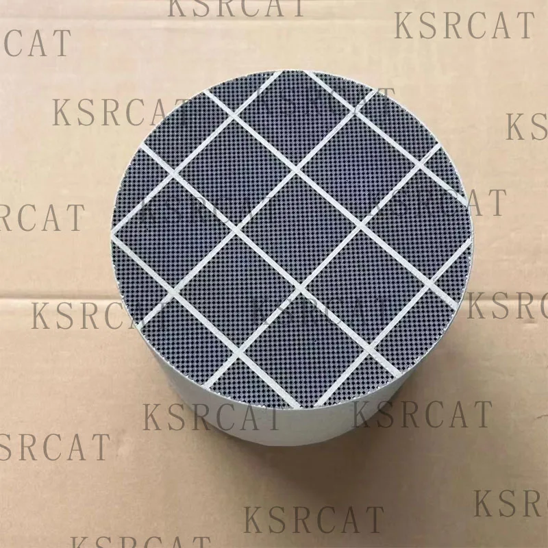 Euro6 Non-Road Diesel Equipment Aftermarket DPF 155*152mm Silicon Carbide Diesel Particulate Filter