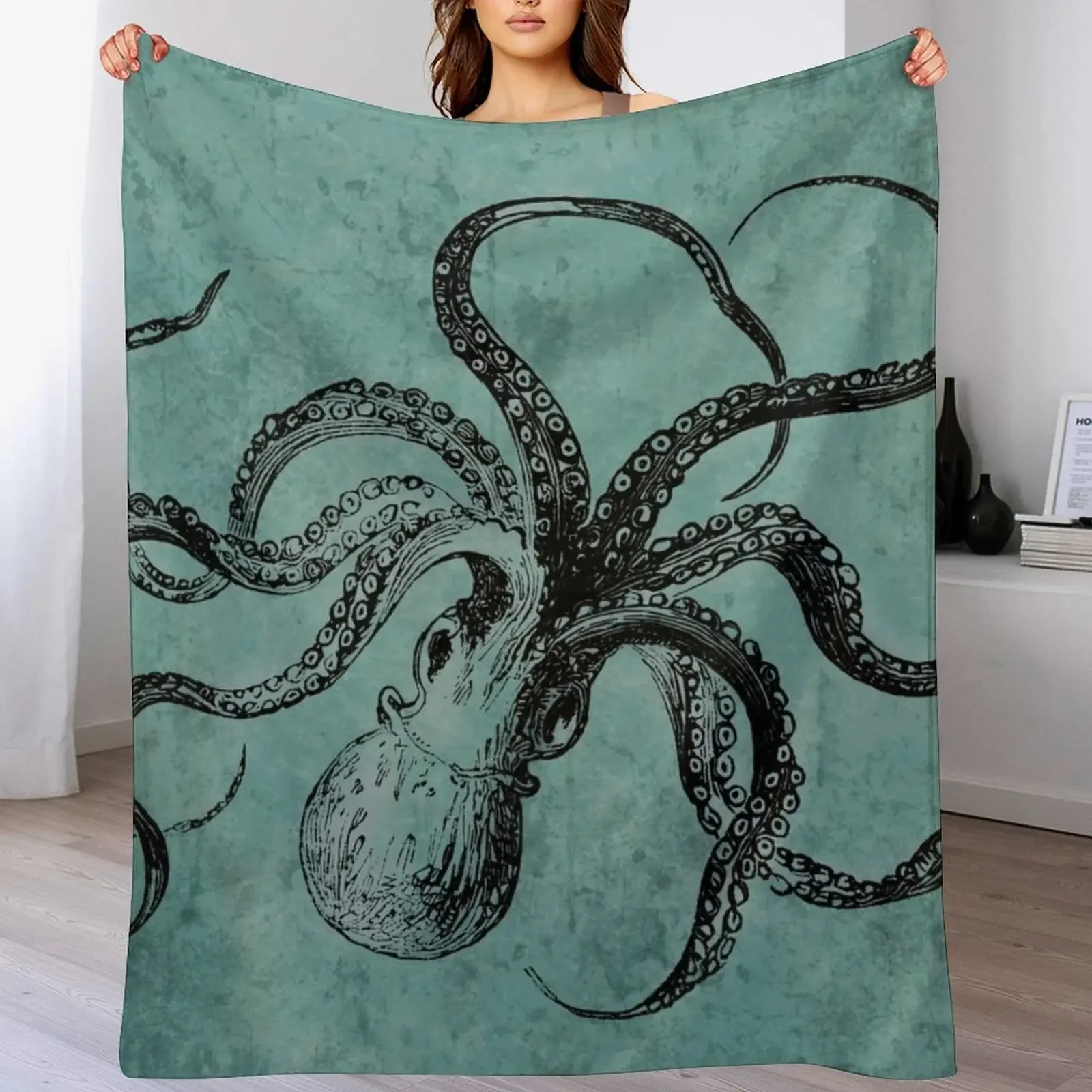 

Vintage Octopus Throw Blanket halloween Flannel Cute Hair Blankets
