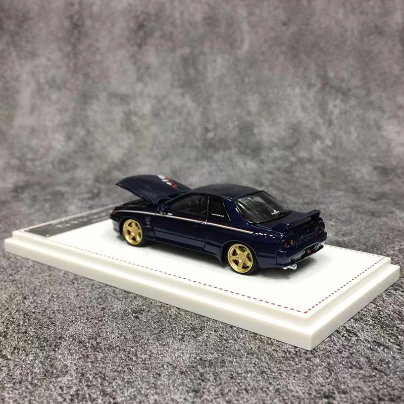 Focal Horizon 1:64 Model Car Skyline GT-R R32 Nismo S-Tune Open Hood Alloy Die-Cast Vehicle -Dark Blue