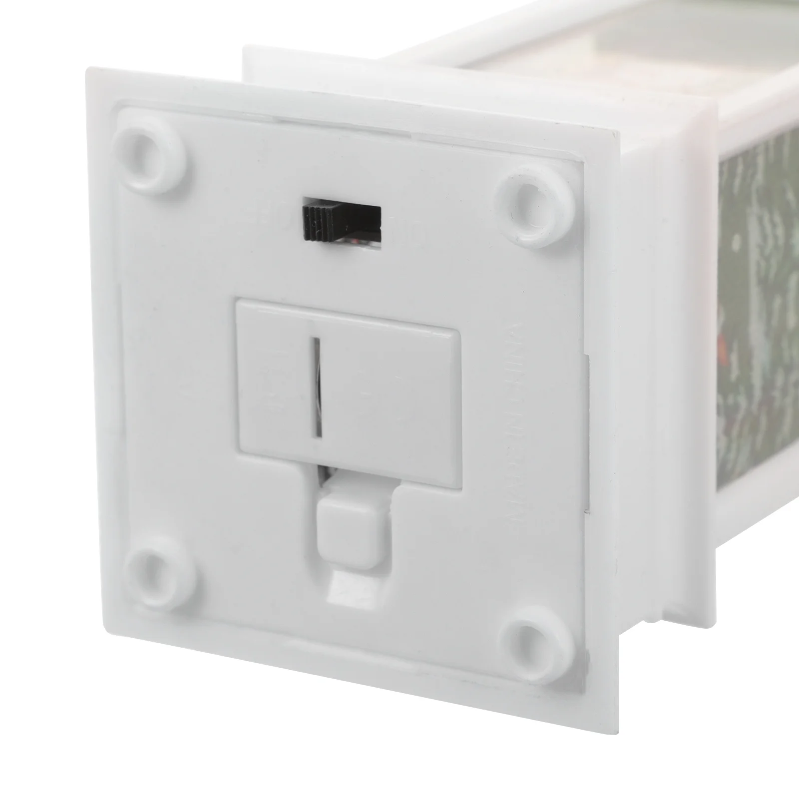 

Festive Christmas Handheld Lantern Warm Illuminated Xmas Decoration for Indoor Table Mantel Window Sill Party Atmosphere