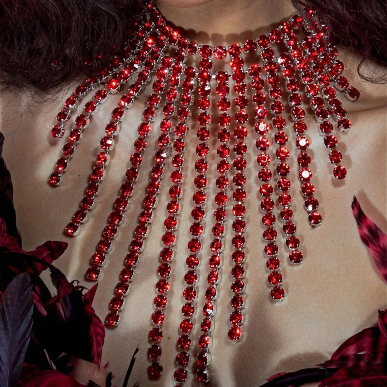 

Sexy Crystal Tassel Necklace For Women Shiny Geometric Rhinestone Chain Choker Necklace For Dress Nightclub Jazz Dance Jewelry