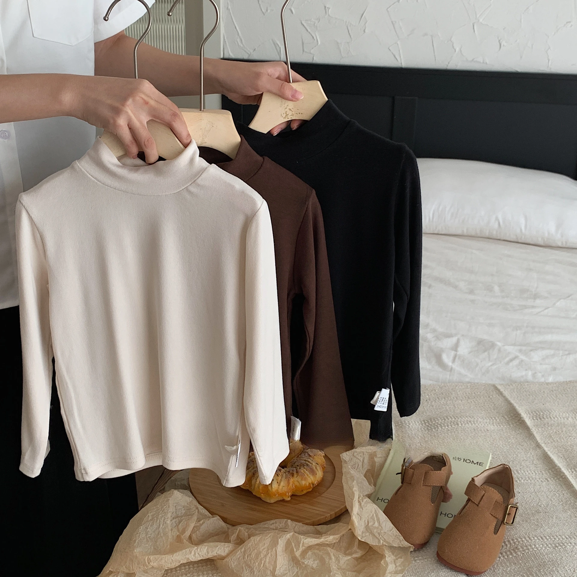 

Kids Undershirts New Autumn 2024 Fashion Warm Simple Style Korean Warm Home Wear