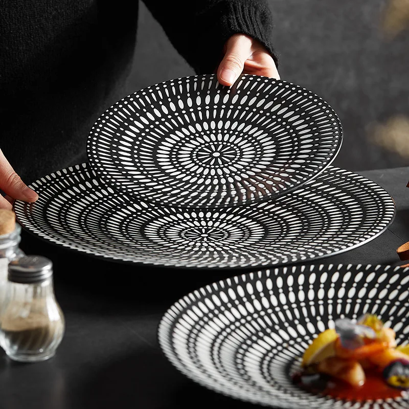 High-end Western cuisine, light luxury hotel pasta, Nordic style, high-appearance creative seating with steak platters