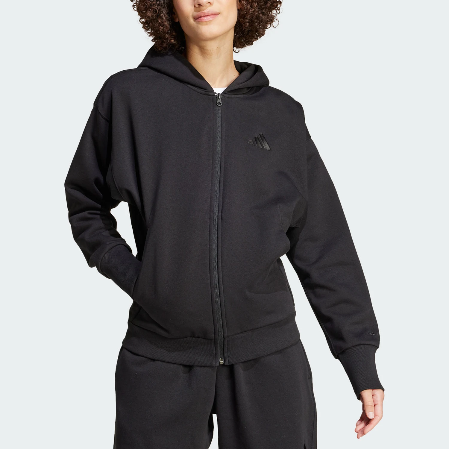 سترة أديداس النسائية الجديدة ذات القلنسوة للاستخدام الخارجي IX3809 #1