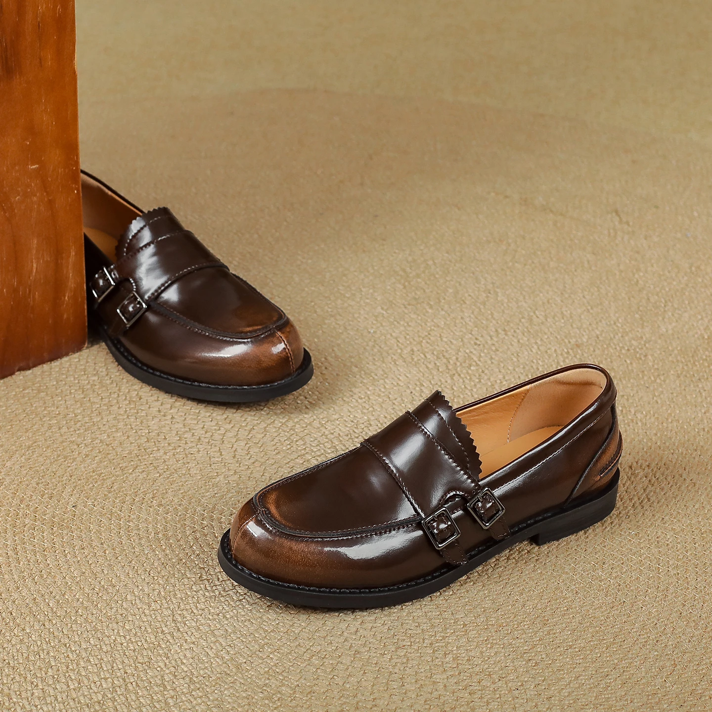 

Genuine Leather Women Loafers Shoes Slip On Round Toe Shallow Casual Womens Shoes