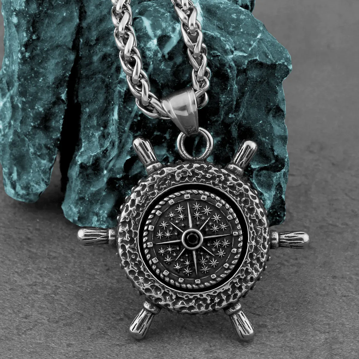 Viking Compass Navigator Necklace Stainless Steel Men Hip Hop Punk Biker Pendant Necklace Vintage Fashion Jewelry Gift Wholesale