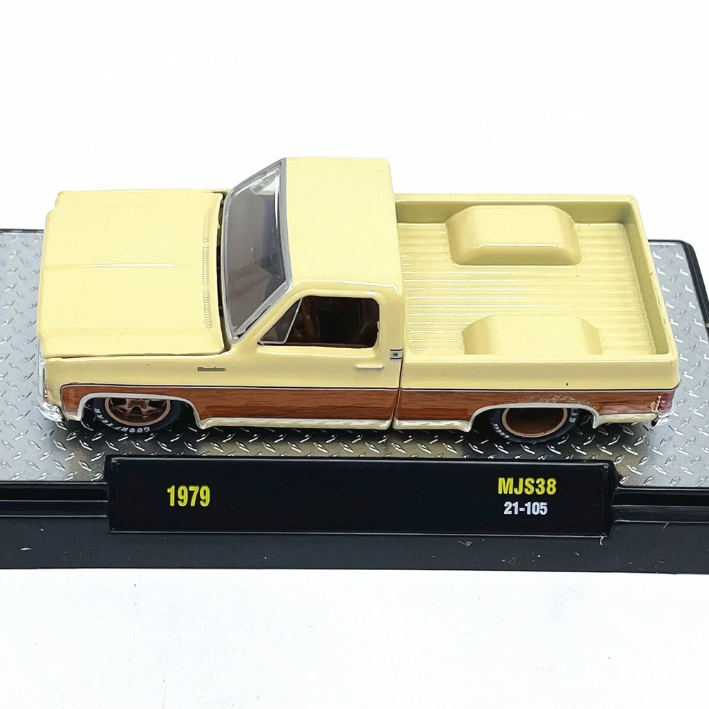 M2 モデル 1:64 1979 ピックアップ トラック シミュレーション合金車モデル コレクション