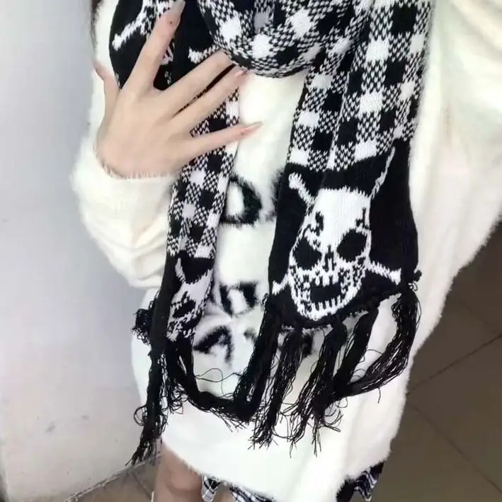 Scarf subculture tassel skull pattern punk dark y2k spicy girl cute niche Korean warm scarf