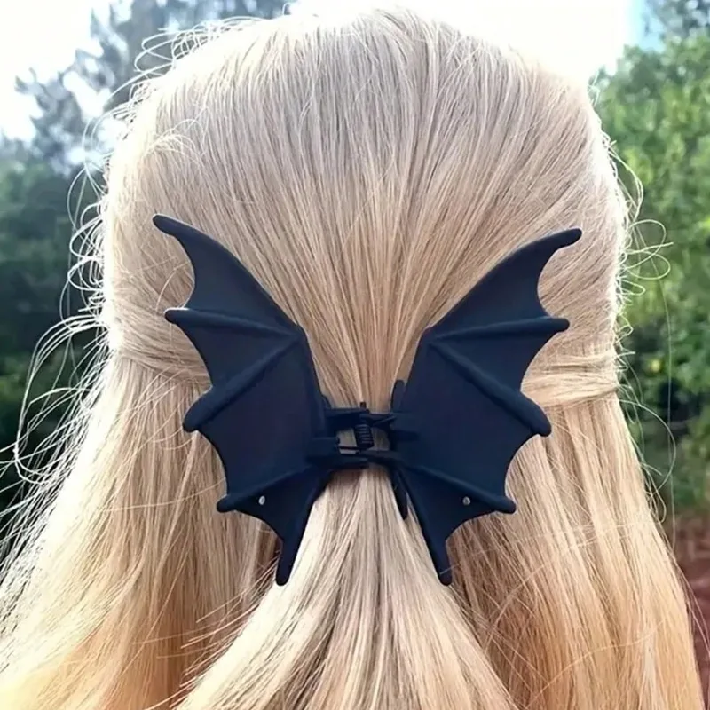 

Halloween Bat Hair Claw Goth Punk Emo Grunge Matte Black Wing Design Strong Hold Clip for Women Hair Party Costume Accessory