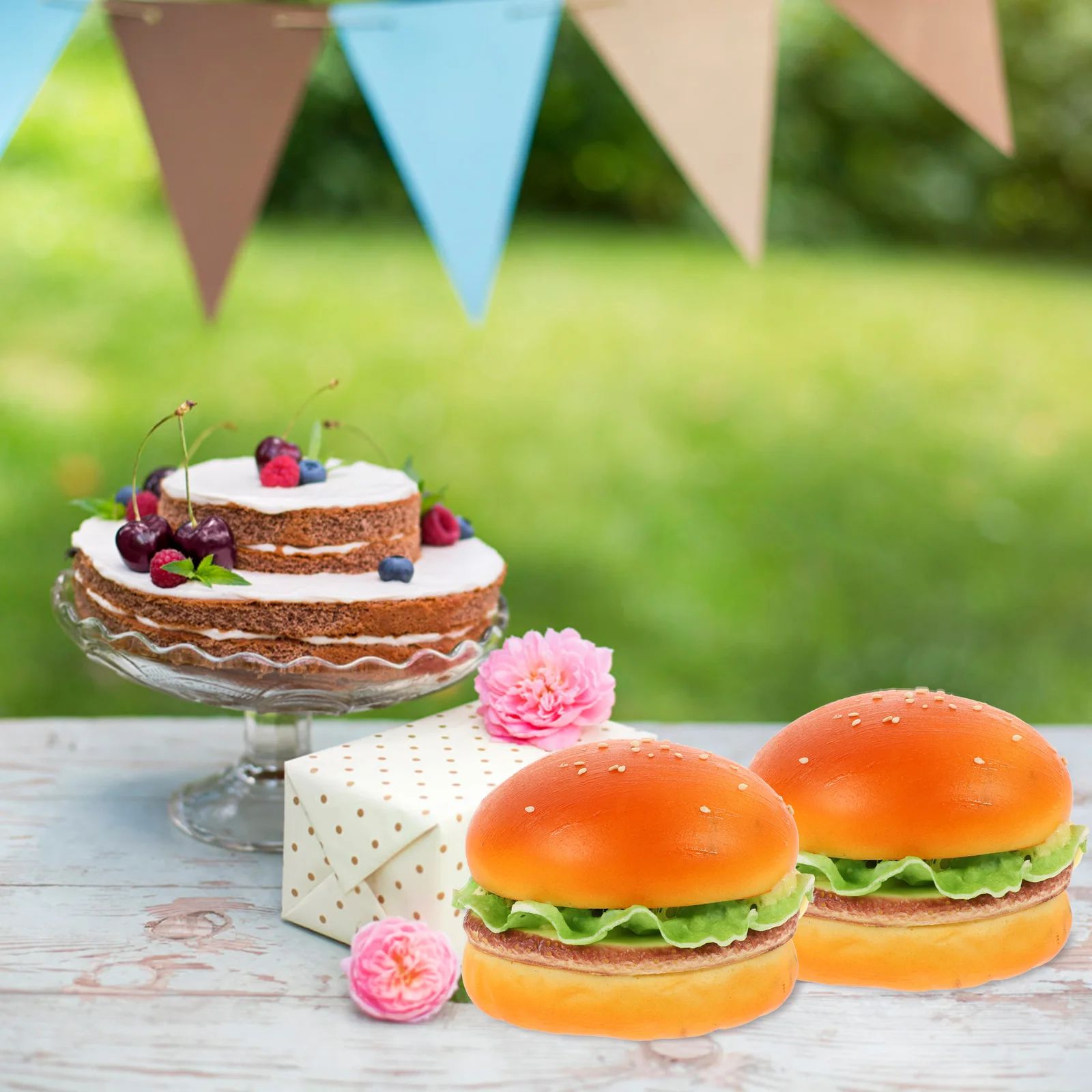 

Hamburger Bread Ornaments Artificial Food Decor PU Simulation Burgers Photography Props Delicate Models Scene Layout Desktop