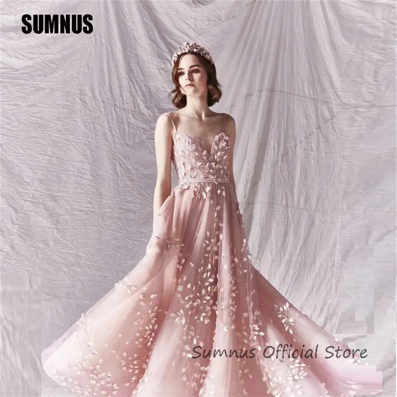 

SUMNUS Pink Spaghetti Strap Sweetheart Tulle 3D Flower V-Neck Wedding Party Dresses A-Line Fairy Floor Length Bridal Prom Gowns