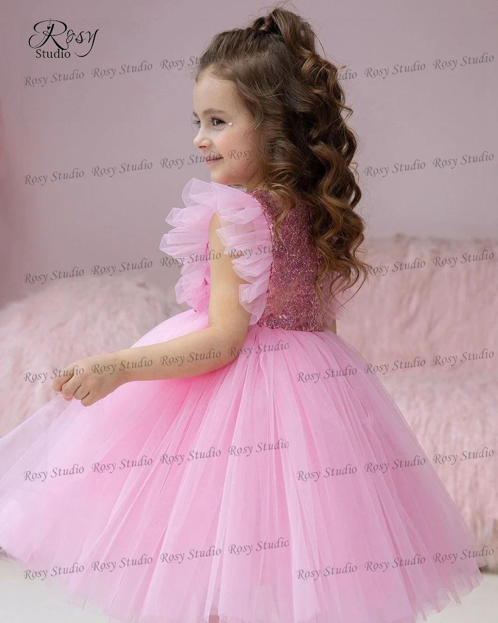 Cute Pink Girl's Party Dresses for Christmas Glitter Sequin Knee Length Flower Girl Dress O-neck A Line Pageant Prom Gowns