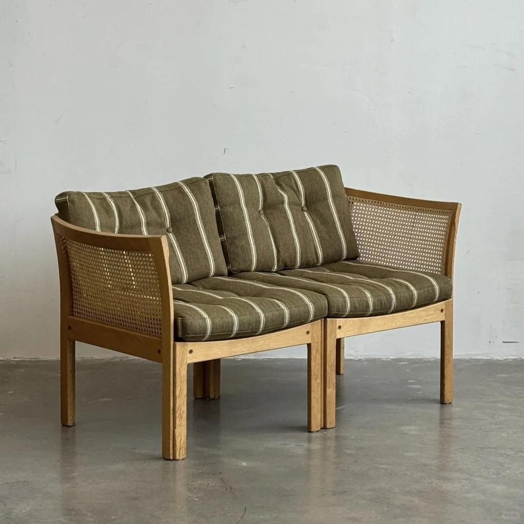 &c Designer Danish Antique  Sofa  High Leg Retro Casual Chair Double Position Living Room Furniture
