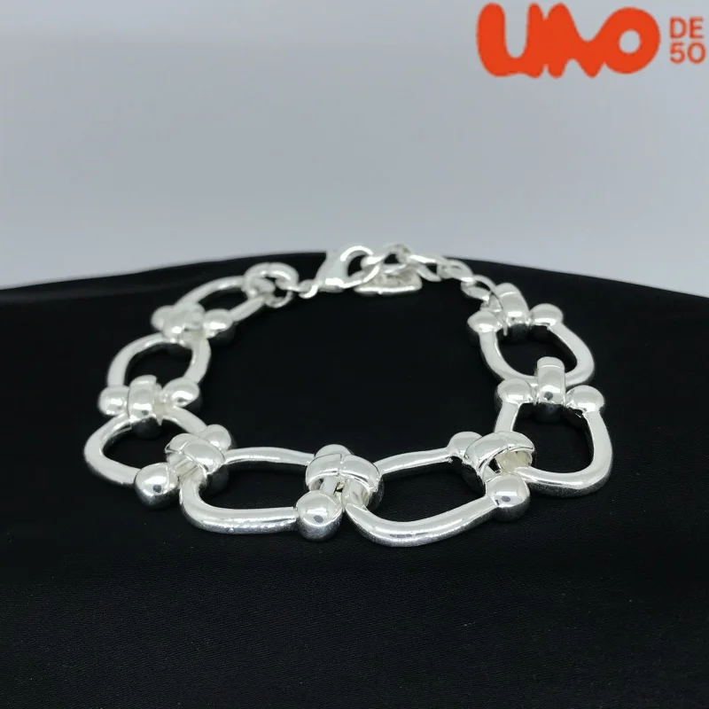 

2025 Best Selling Exquisite High Quality UNO DE 50 Fashion Classic 925 Bracelet Jewelry Daily Collocation Holiday Romantic Gifts
