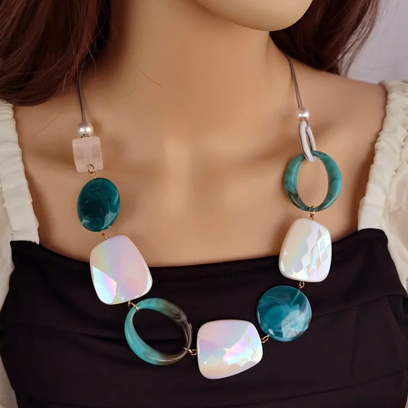 Geometric Acrylic Pendants Necklaces Handmade Long Statement Necklace for Women Party Gifts