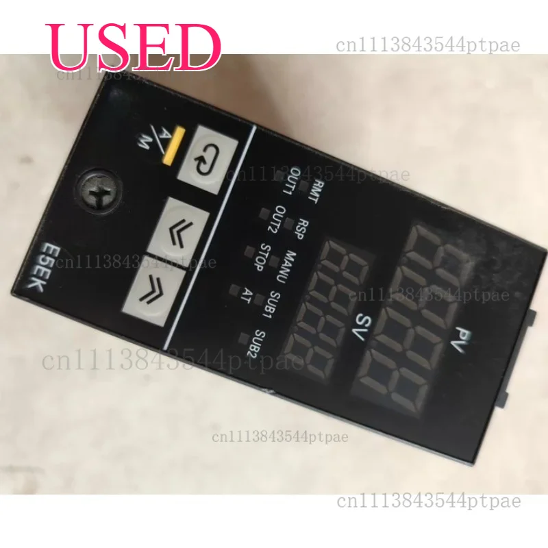 A thermostat e5ek-aa2-500, 220v voltage, suitable for industrial automation (actual picture taken)