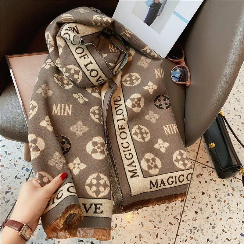 Fashionable letter brand high-end imitation cashmere scarf for women in winter, thick and warm long neck scarf, large shawl