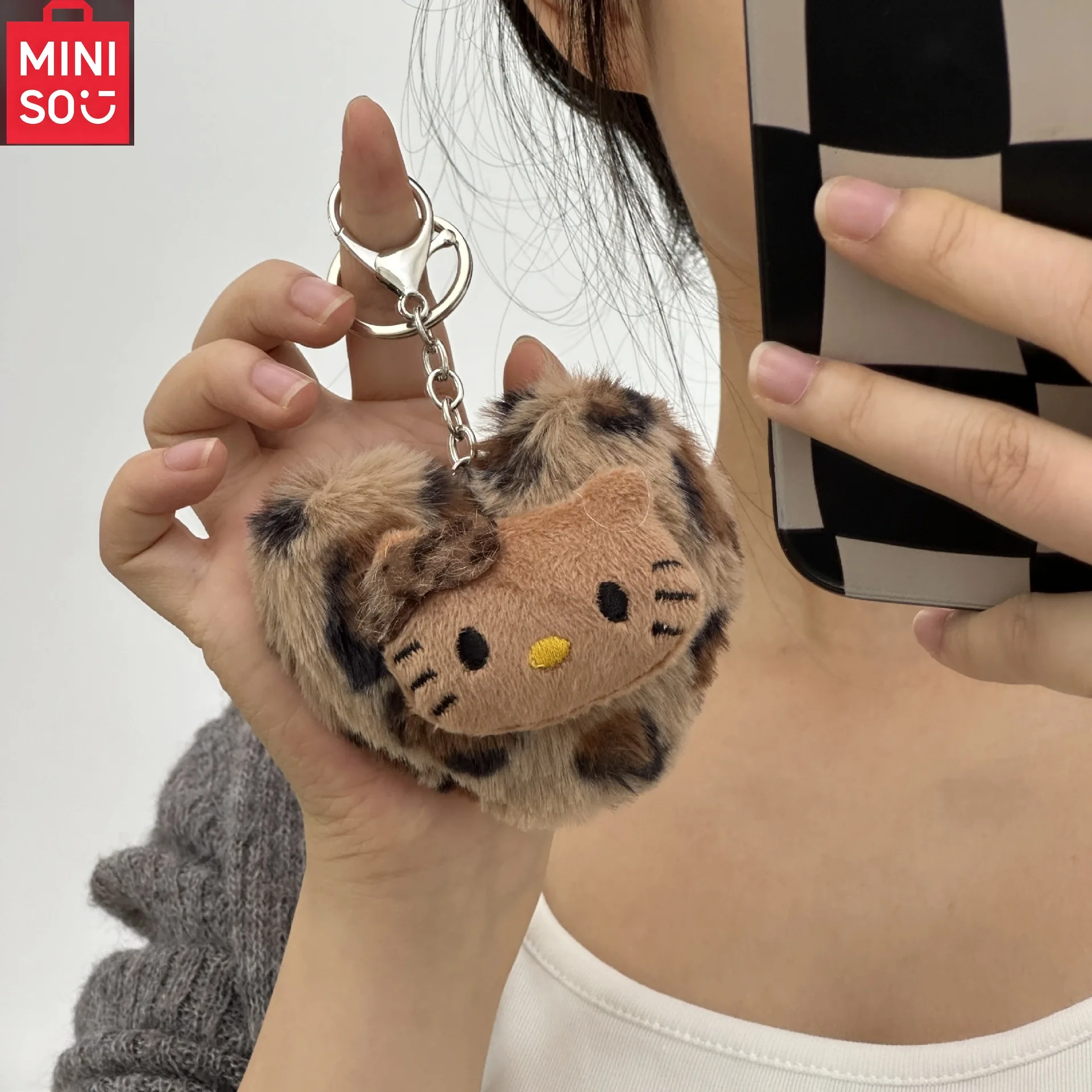 

Retro Leopard Doll Pendant Kawaii Anime Toy Keychains Cartoon Fashion Bag Accessories Keyrings Christmas Gifts