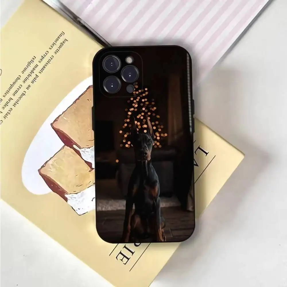 Coque de téléphone chien teckel Doberman, étui souple noir pour iPhone 17,16,15,14,13,12,Pro,Max,Plus,E,SE4,Air,Mini