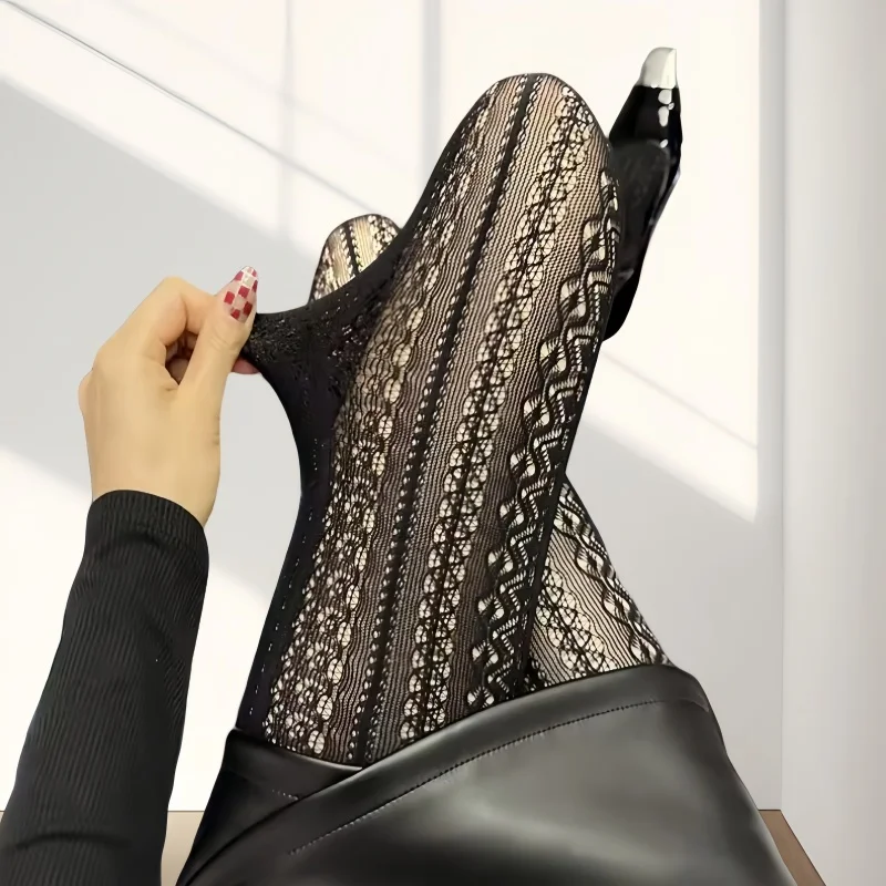 مثير أبيض أسود لوليتا جوارب جوفاء الدانتيل شبكة القاع جوارب طويلة اليابانية القوطي الأزهار الروطان تخزين الجوارب الكلاسيكية الساخنة