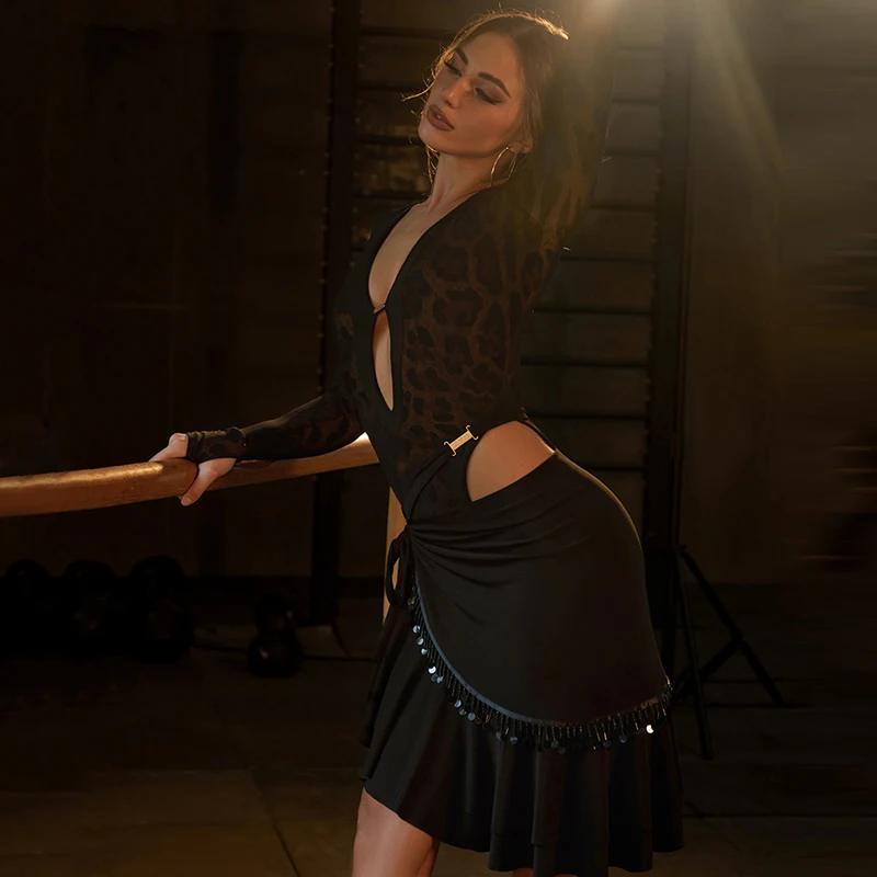 Mode femmes Rumba danse latine concours Costume Sexy découpe Latin haut Chacha jupe adultes salle de bal danse vêtements SL14432