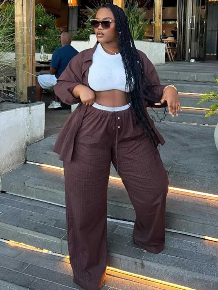 長袖シャツとワイドパンツ女性のための秋のエレガントなセット 2 ピースストライプブラウン女性服スーツ卸売ドロップシッピング