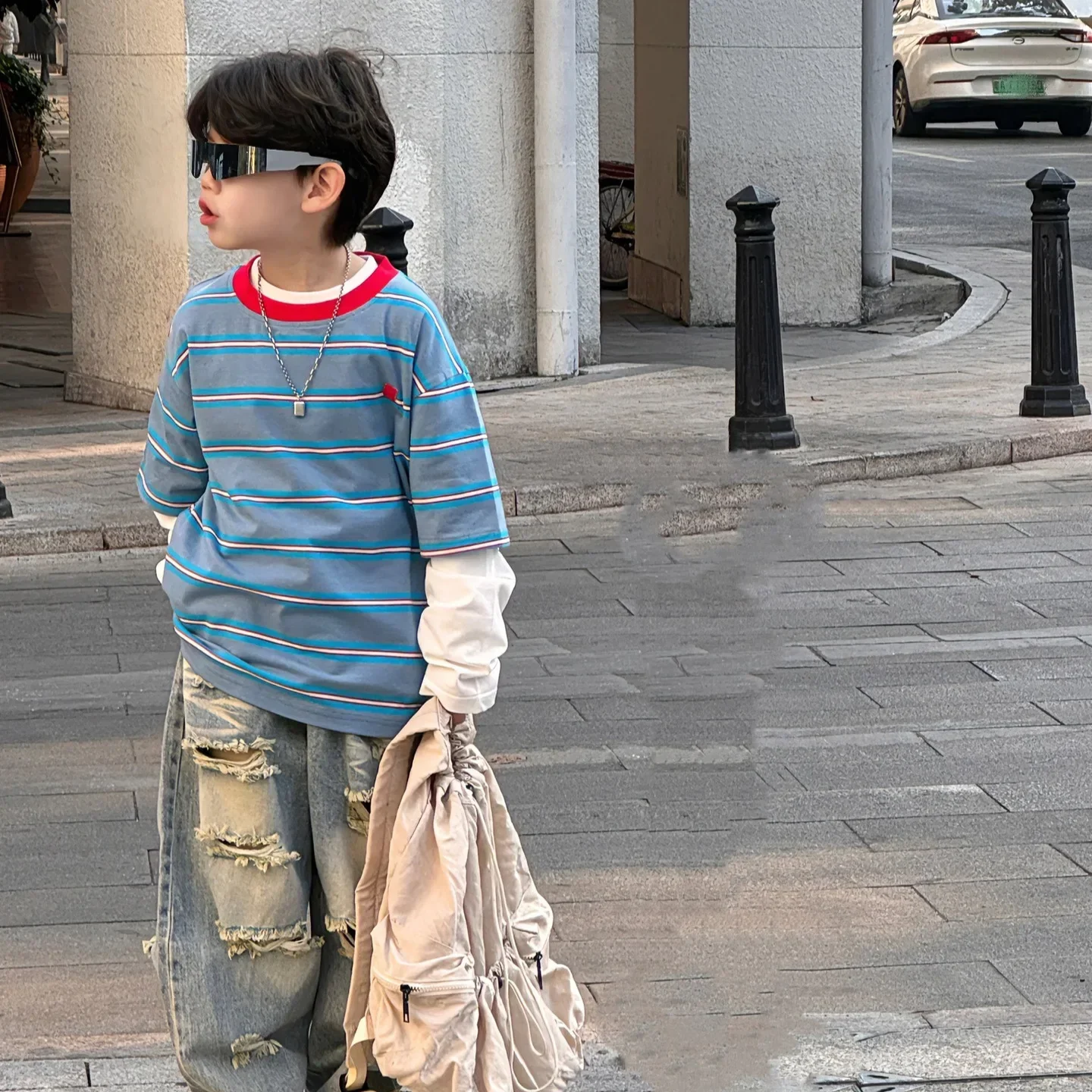 

2025 Spring New Korean Boys' Long sleeved T-shirt Versatile Striped Fake Two piece Bottom Shirt Children's Top