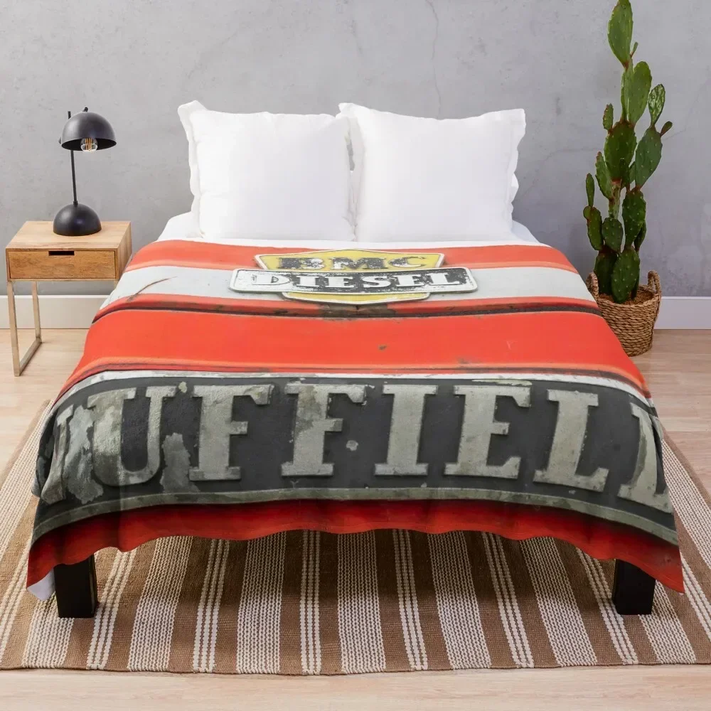 

Vintage Nuffield Tractor Badges Throw Blanket Stuffeds for winter Decorative Beds Cute Blankets