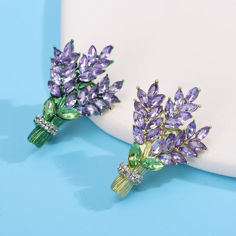 Dmari Women Brooch Romantic Crystal Lavender Flower Lapel Pins OL Accessories Lavender Botany Vindicate Gifts Luxury Jewelry
