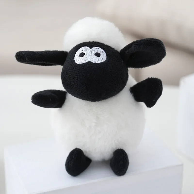 Cartoon cute lamb Shaun plush keychain pendant, car, luggage, luggage accessories, small gifts for children